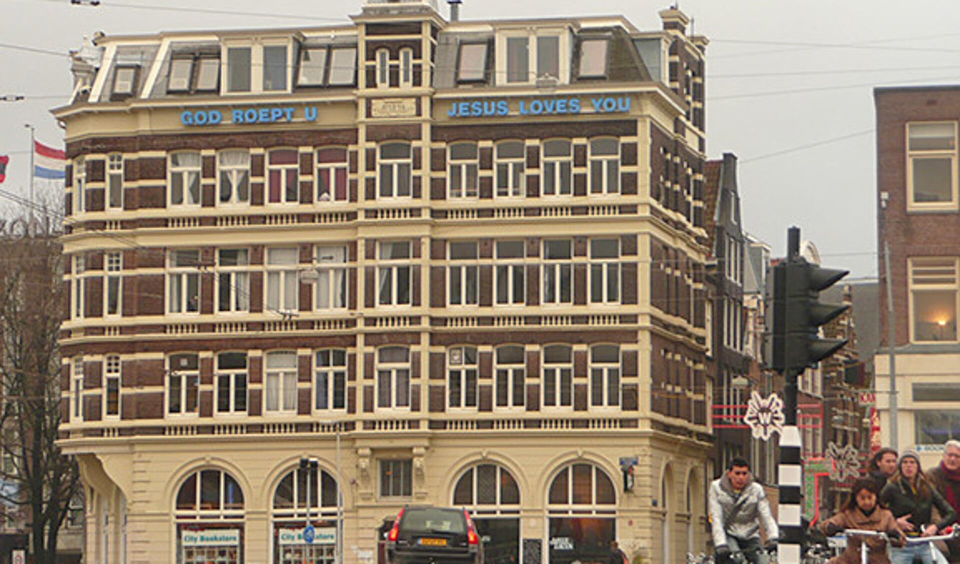 Ontdek de Magie van Boekhandel Amsterdam: Een Literaire Reis door de Hoofdstad