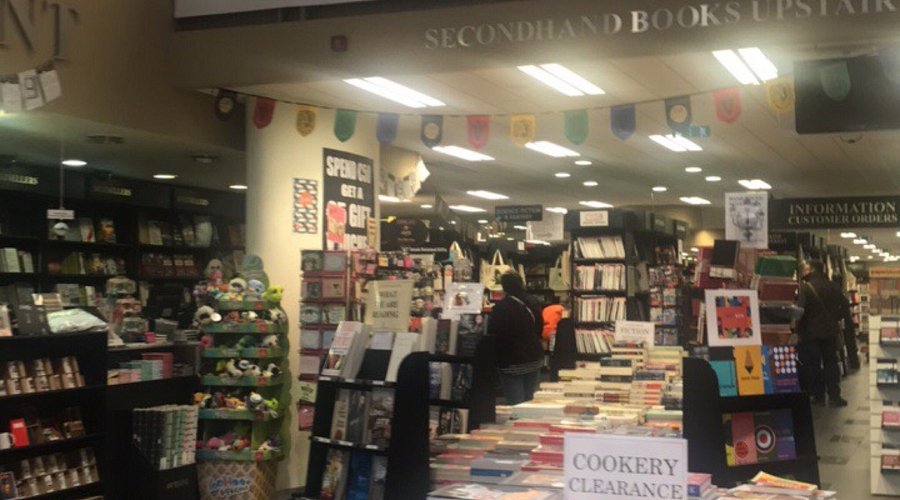De Teleurstelling van een Slechte Boekenwinkel: Een Gemiste Kans voor Boekenliefhebbers